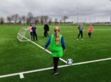 Training Schoolvoetbal Meisjesteam OBS Duiveland Nieuwerkerk (vrijdag 7 april 2023) (27/32)